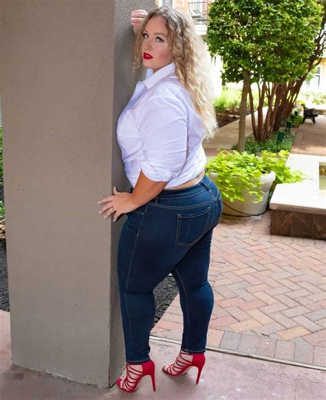 Strippers In The Hood Xxx Porn Videos .
